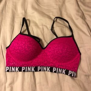 vs pink bra